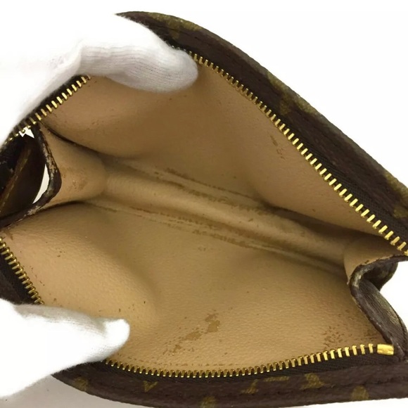 Authentic Louis Vuitton Toiletry Pouch 15 - Picture 6 of 7